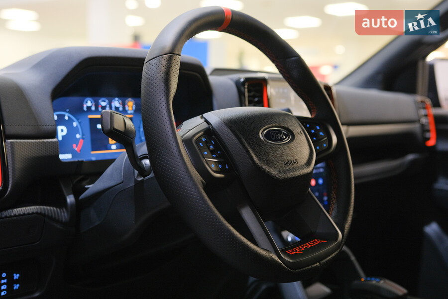 Ford Kuga - фото 7