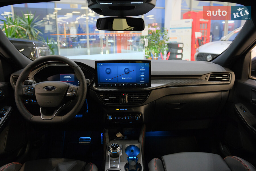 Ford Kuga - фото 13