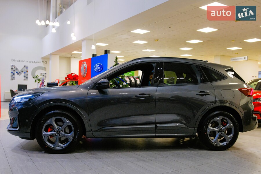 Ford Kuga - фото 5