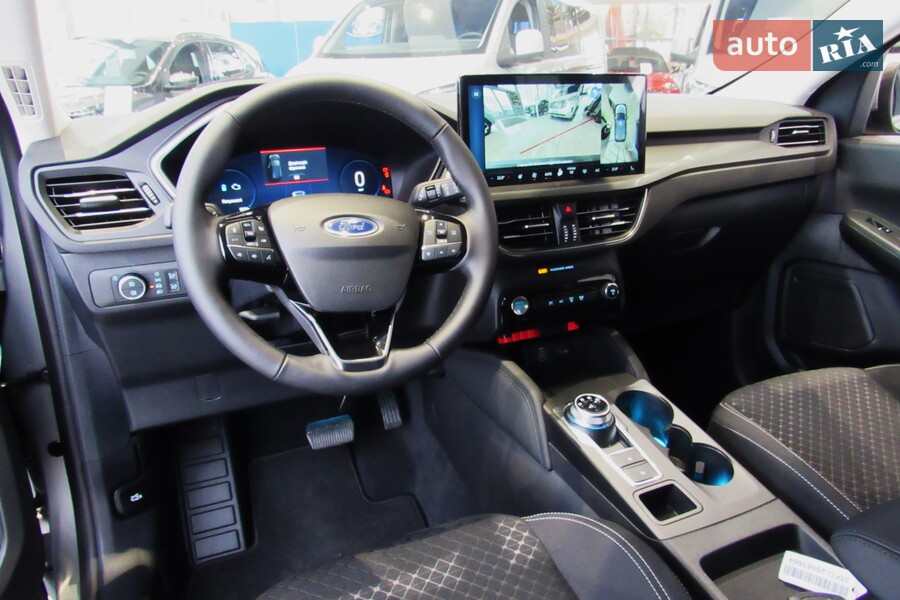 Ford Kuga - фото 11