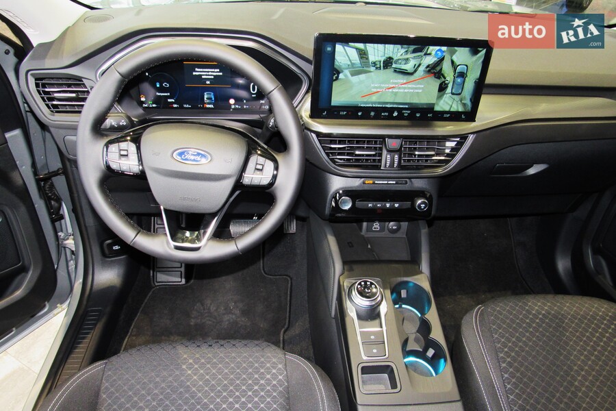 Ford Kuga - фото 25