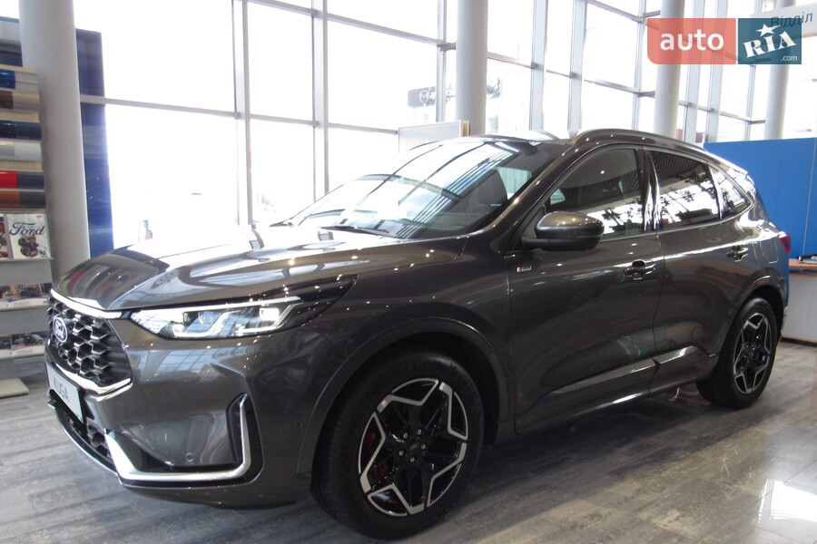 Ford Kuga - фото 8