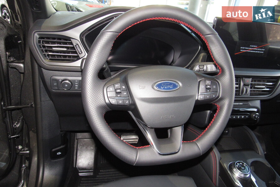 Ford Kuga - фото 42