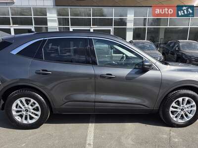 Новий Ford Kuga 2026 - фото 4