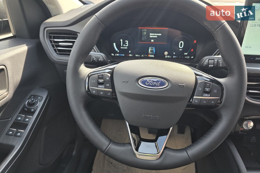 Ford Kuga - фото 18