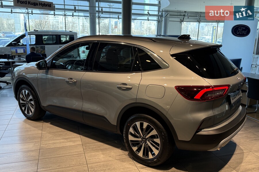 Ford Kuga - фото 9