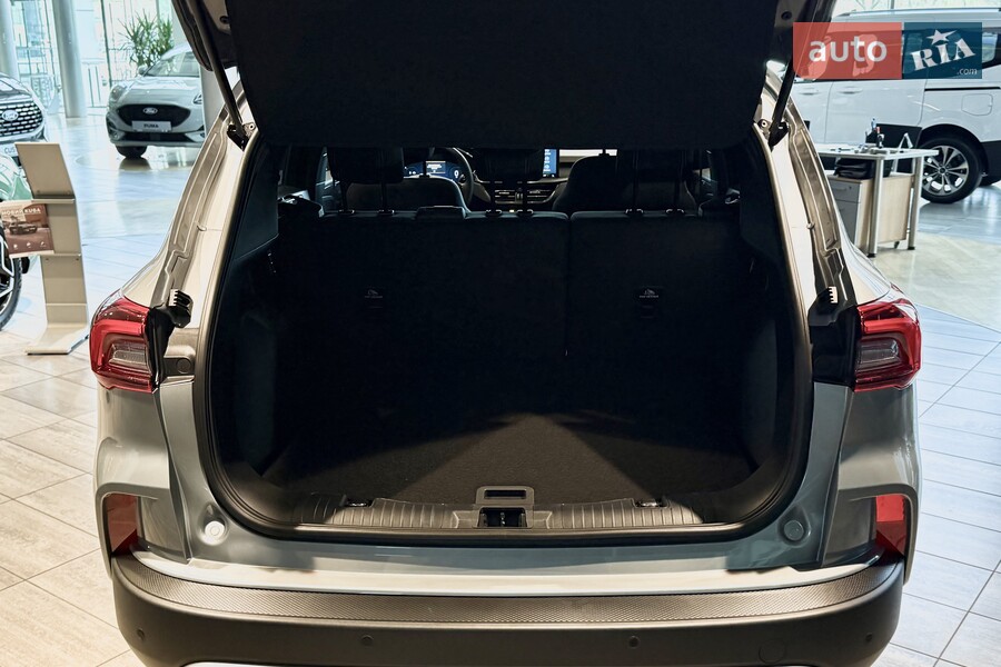 Ford Kuga - фото 13