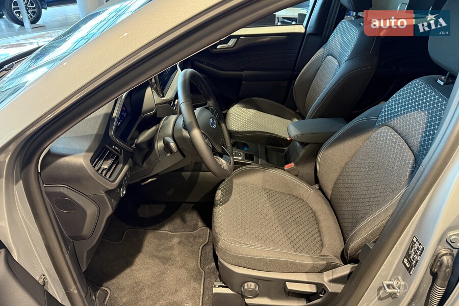 Ford Kuga - фото 19