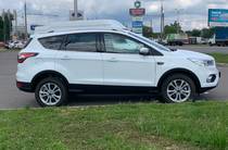 Ford Kuga Lux