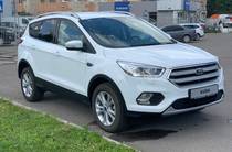 Ford Kuga Lux