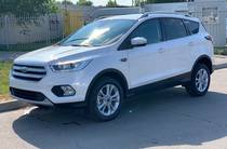 Ford Kuga Lux