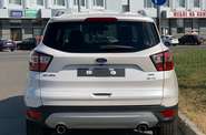 Ford Kuga Lux