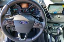 Ford Kuga Lux