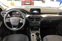 Ford Kuga Lux