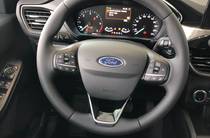 Ford Kuga Lux