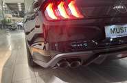 Ford Mustang GT Base