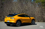 Ford Mustang Mach-E Premium+Panorama