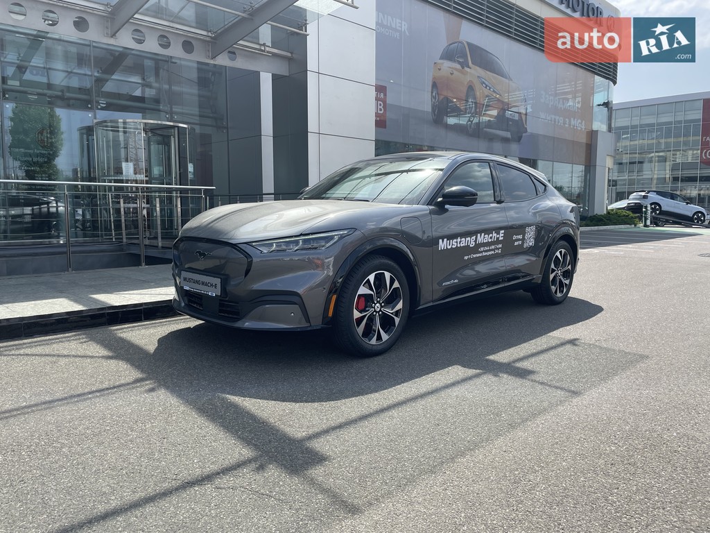 Новый Ford Mustang Mach-E 75.7 kWh AT (269 к.с.) AWD Premium 2023 автосалона Форд Віннер Автомотів - фото 1