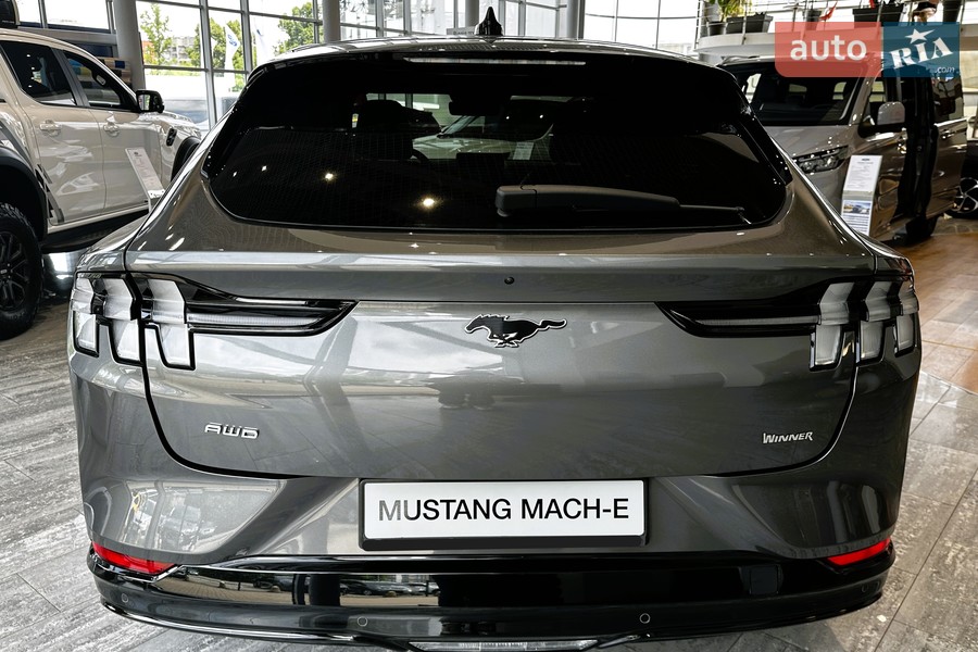 Ford Mustang Mach-E - фото 4