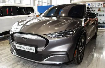 Ford Mustang Mach-E Premium 98.7 kWh AT (351 к.с.) AWD - фото 1