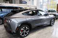 Ford Mustang Mach-E - фото 11