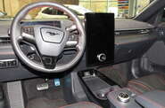 Ford Mustang Mach-E - фото 19
