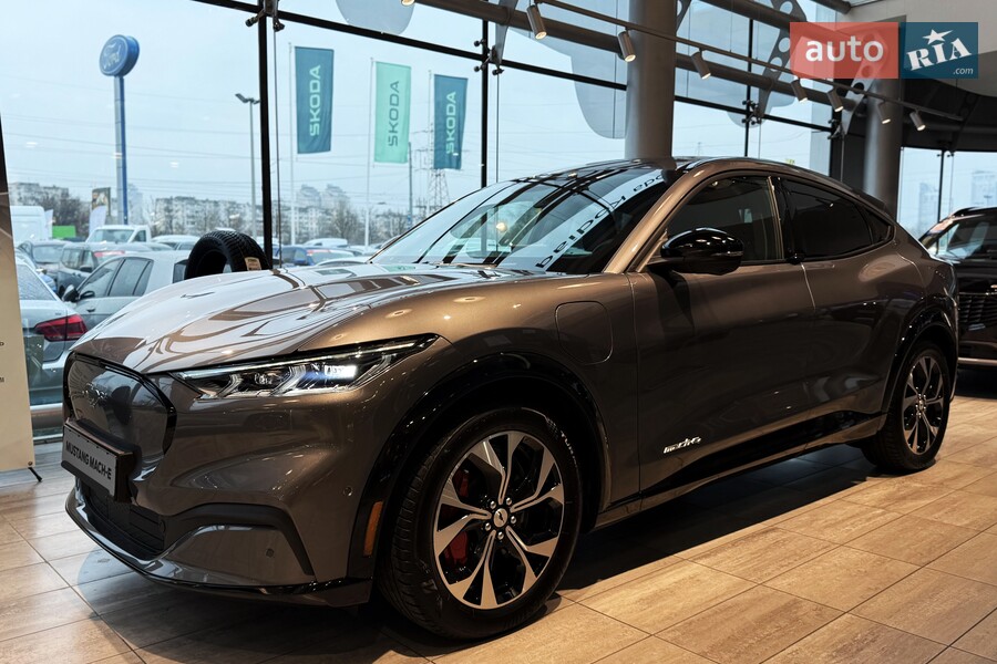 Ford Mustang Mach-E - фото 4