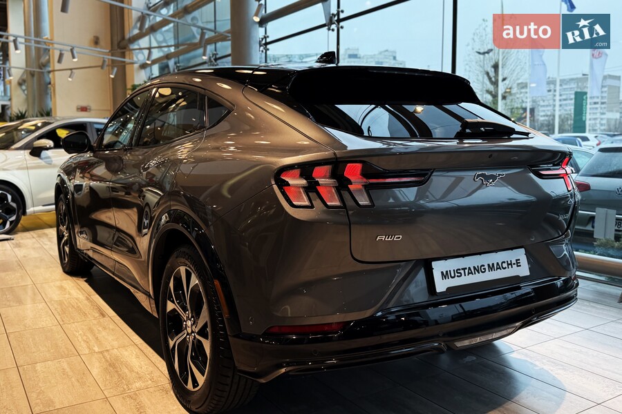 Ford Mustang Mach-E - фото 7
