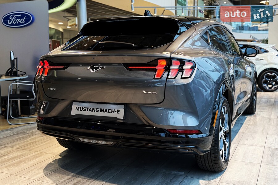 Ford Mustang Mach-E - фото 5