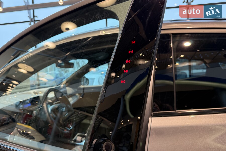 Ford Mustang Mach-E - фото 23