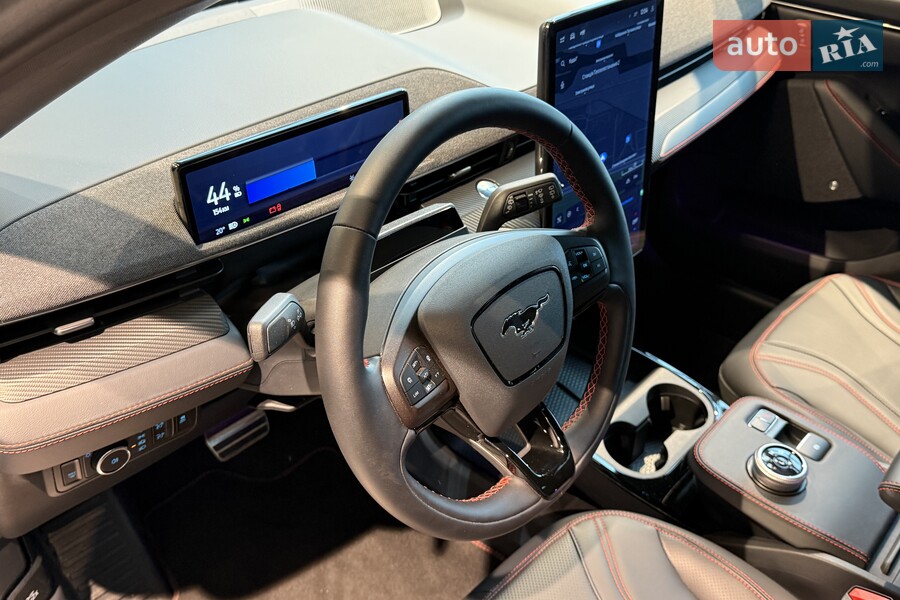 Ford Mustang Mach-E - фото 22