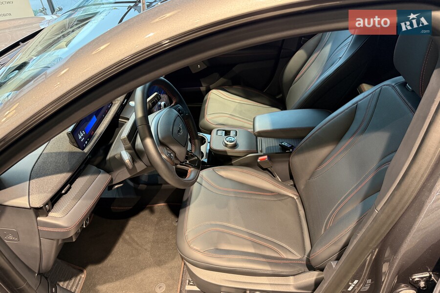 Ford Mustang Mach-E - фото 31