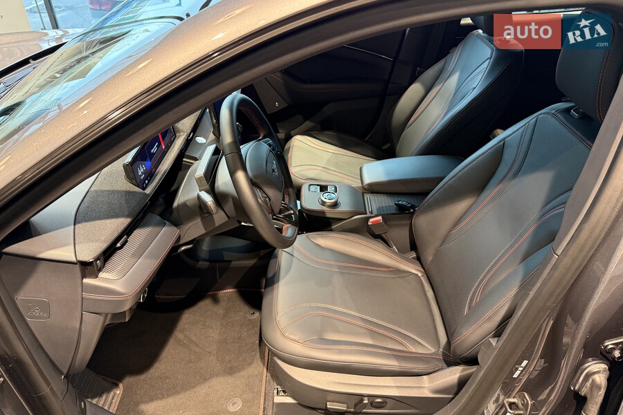Ford Mustang Mach-E - фото 30