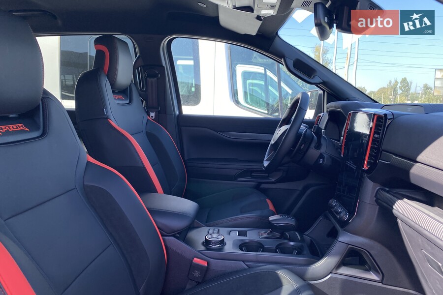 Ford Ranger Raptor - фото 17