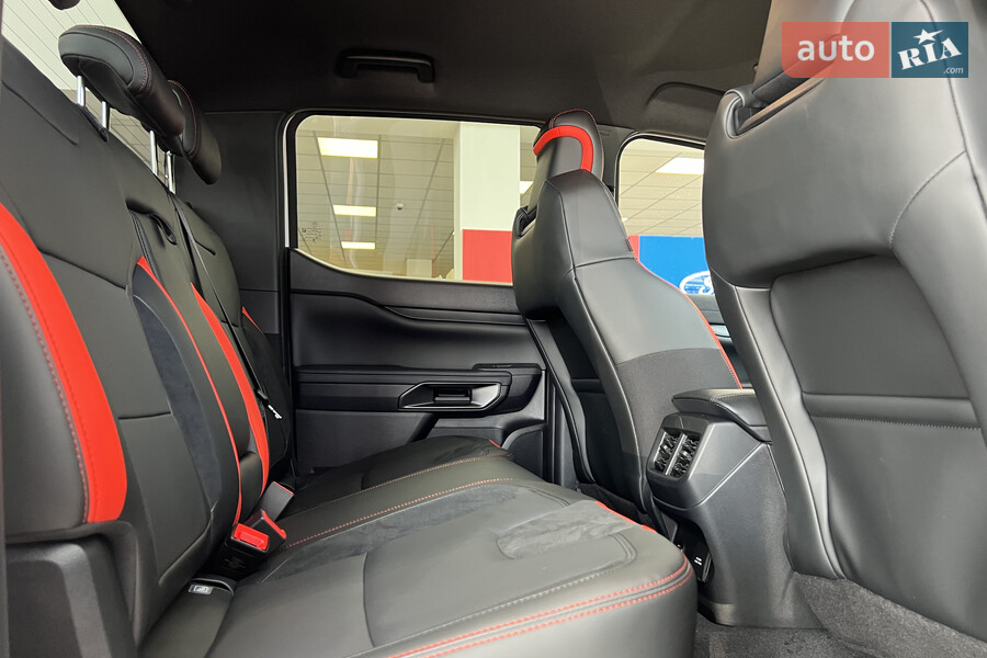 Ford Ranger Raptor - фото 19