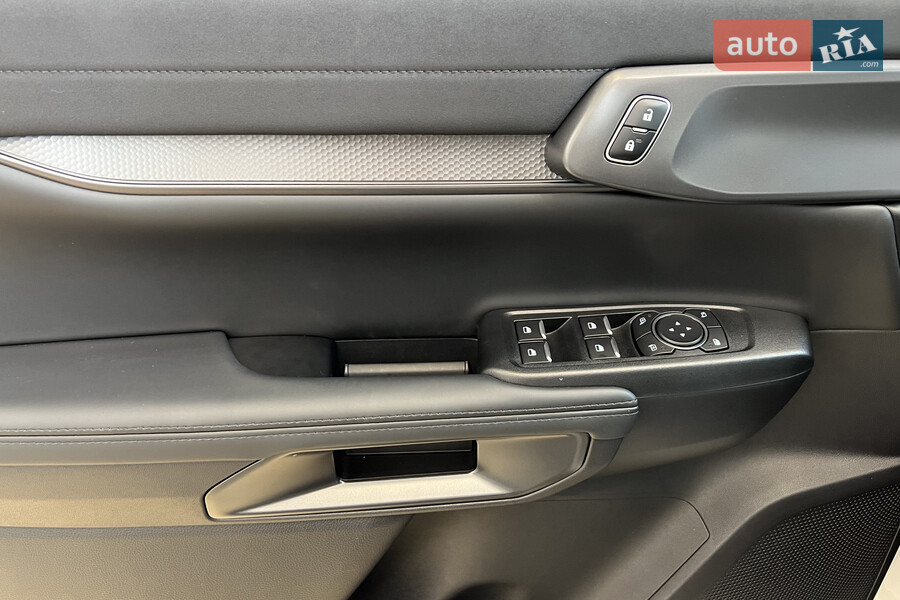 Ford Ranger Raptor - фото 24