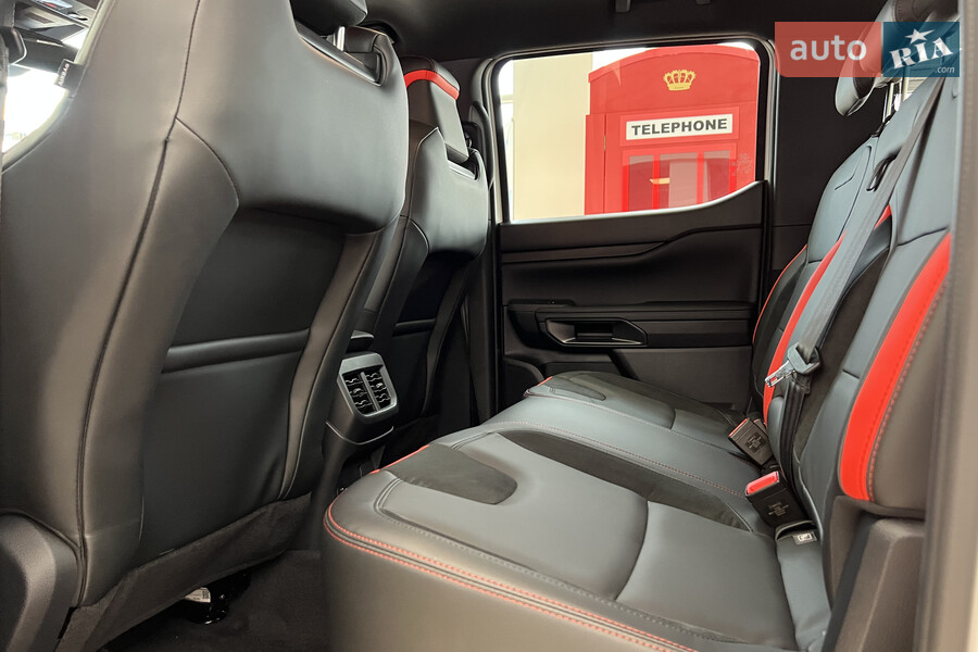 Ford Ranger Raptor - фото 25