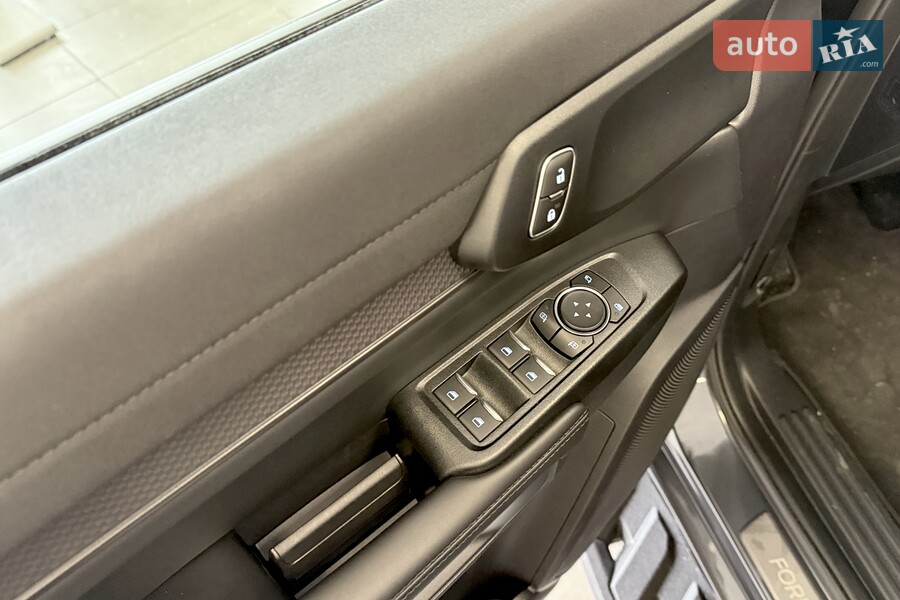 Ford Ranger Raptor - фото 15