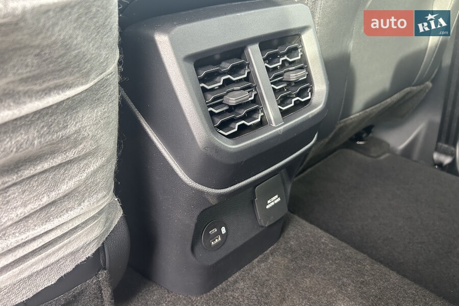 Ford Ranger - фото 16