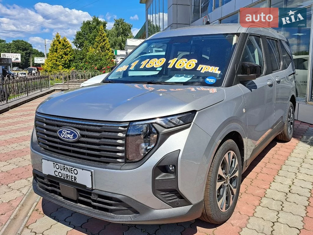 Ford Tourneo Courier Titanium