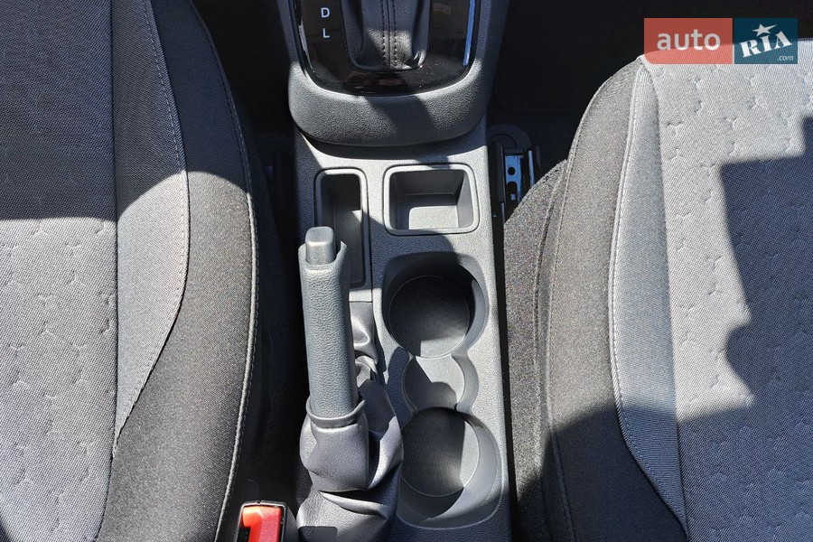 Ford Tourneo Courier - фото 14