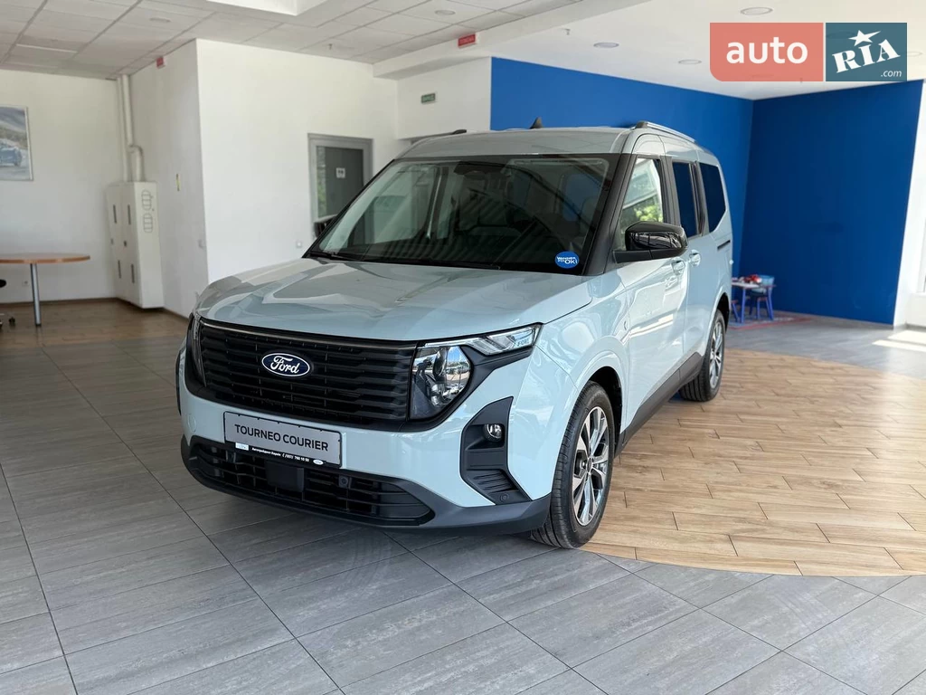Ford Tourneo Courier Titanium