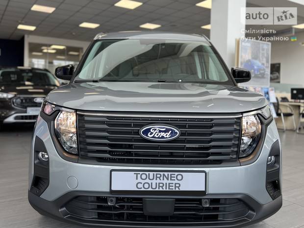 Ford Tourneo Courier 2025