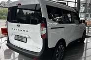 Ford Tourneo Courier Titanium