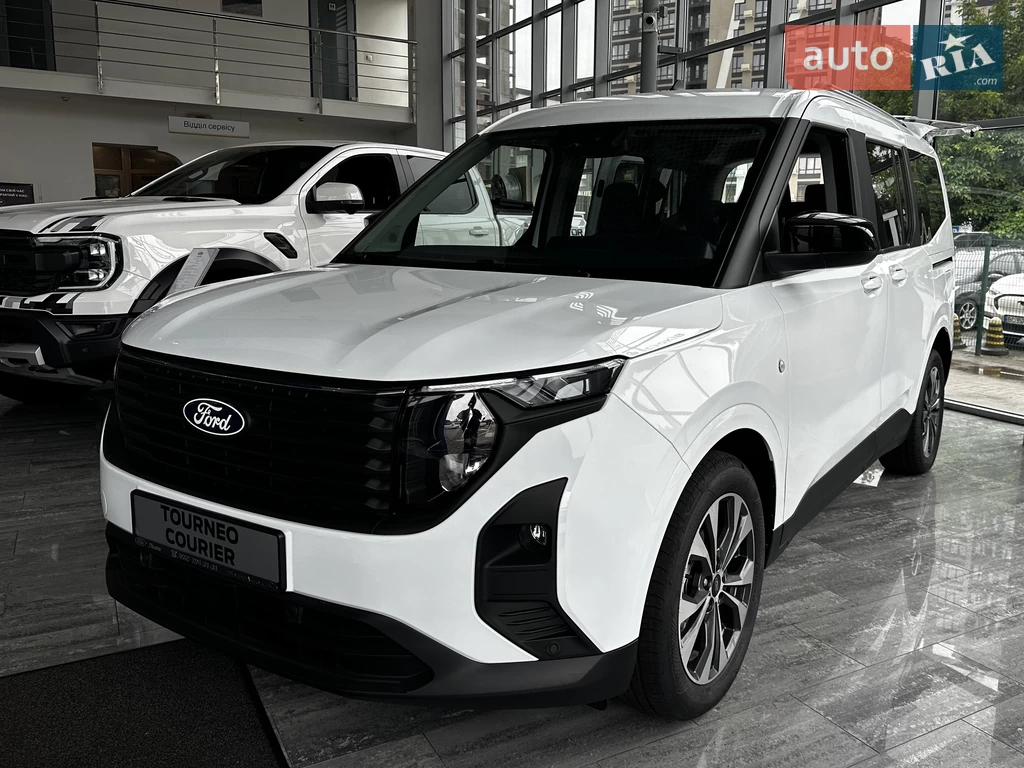 Ford Tourneo Courier Titanium