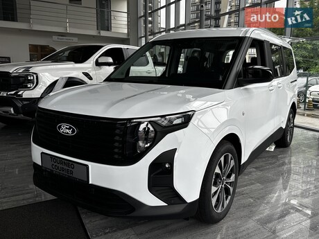 Ford Tourneo Courier 2025