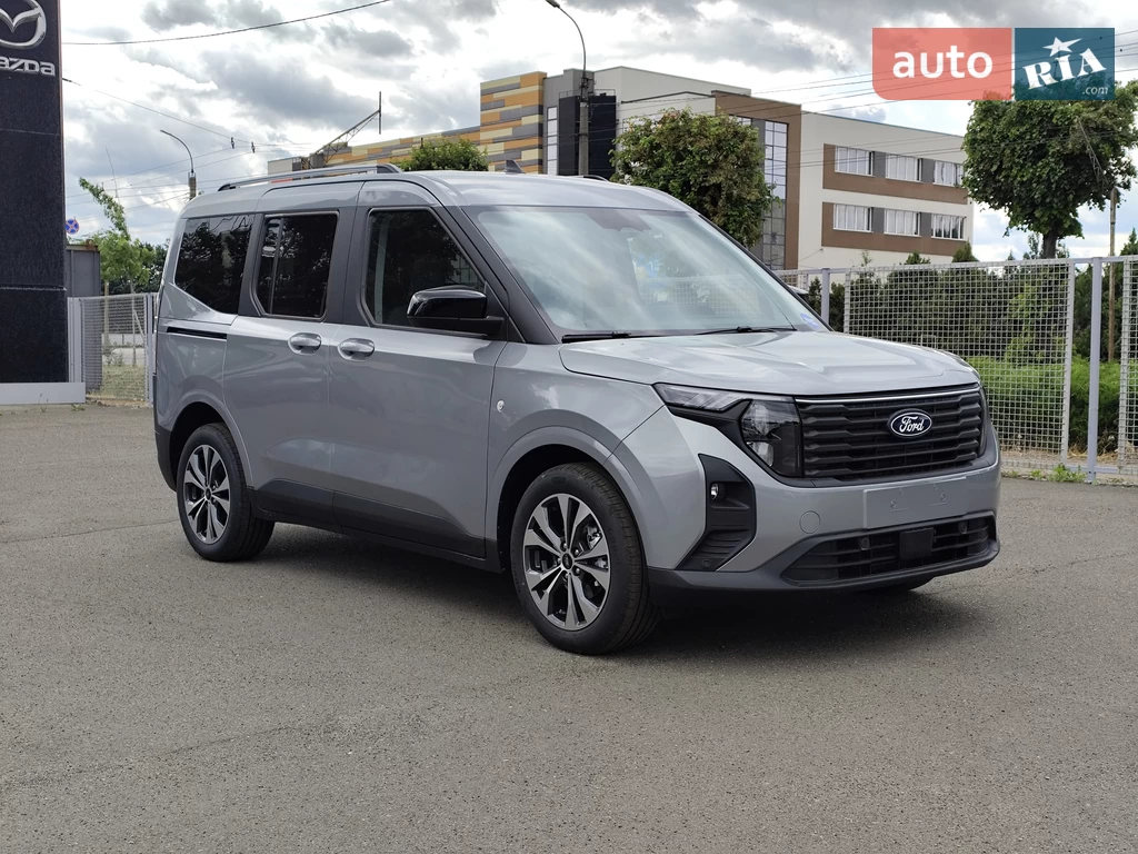 Ford Tourneo Courier Titanium