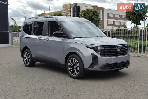 Ford Tourneo Courier Titanium