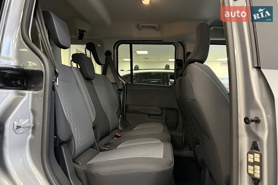Ford Tourneo Courier - фото 15