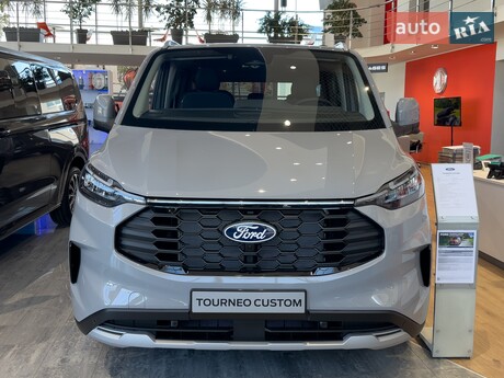 Ford Tourneo Custom Active 2025